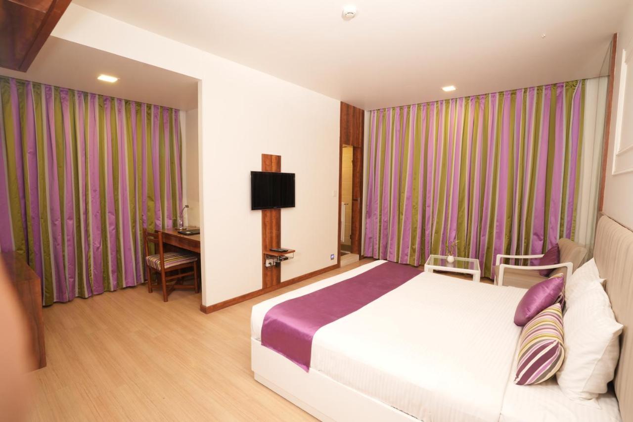 Hotel Hardeo Nagpur Extérieur photo