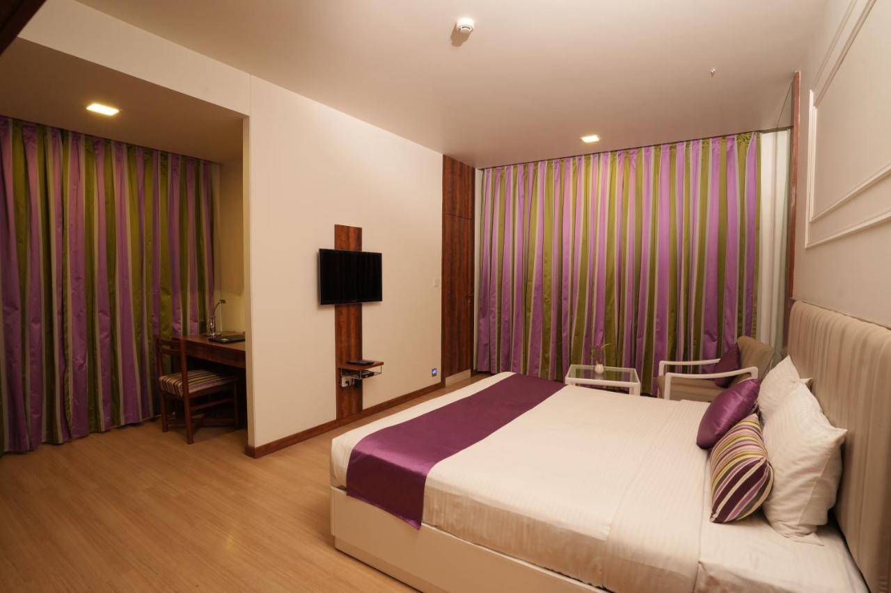 Hotel Hardeo Nagpur Extérieur photo