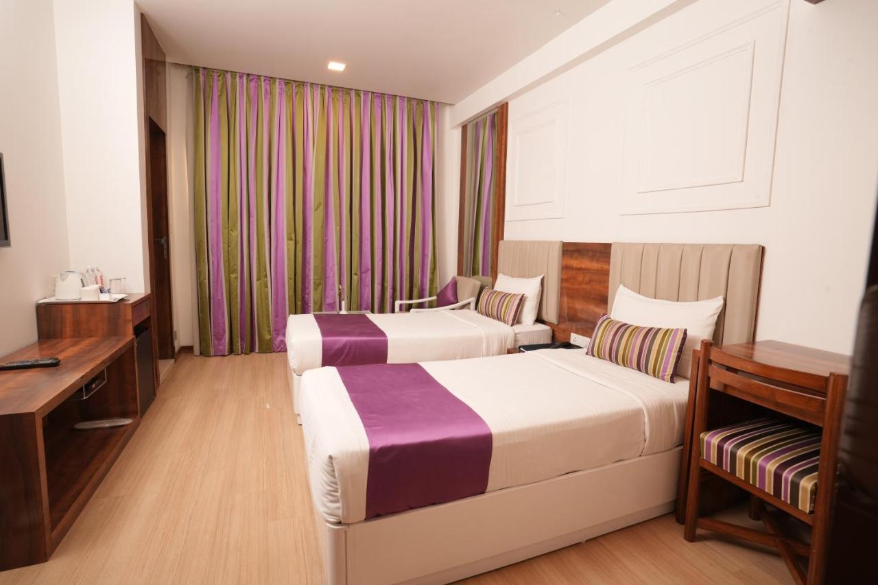 Hotel Hardeo Nagpur Extérieur photo