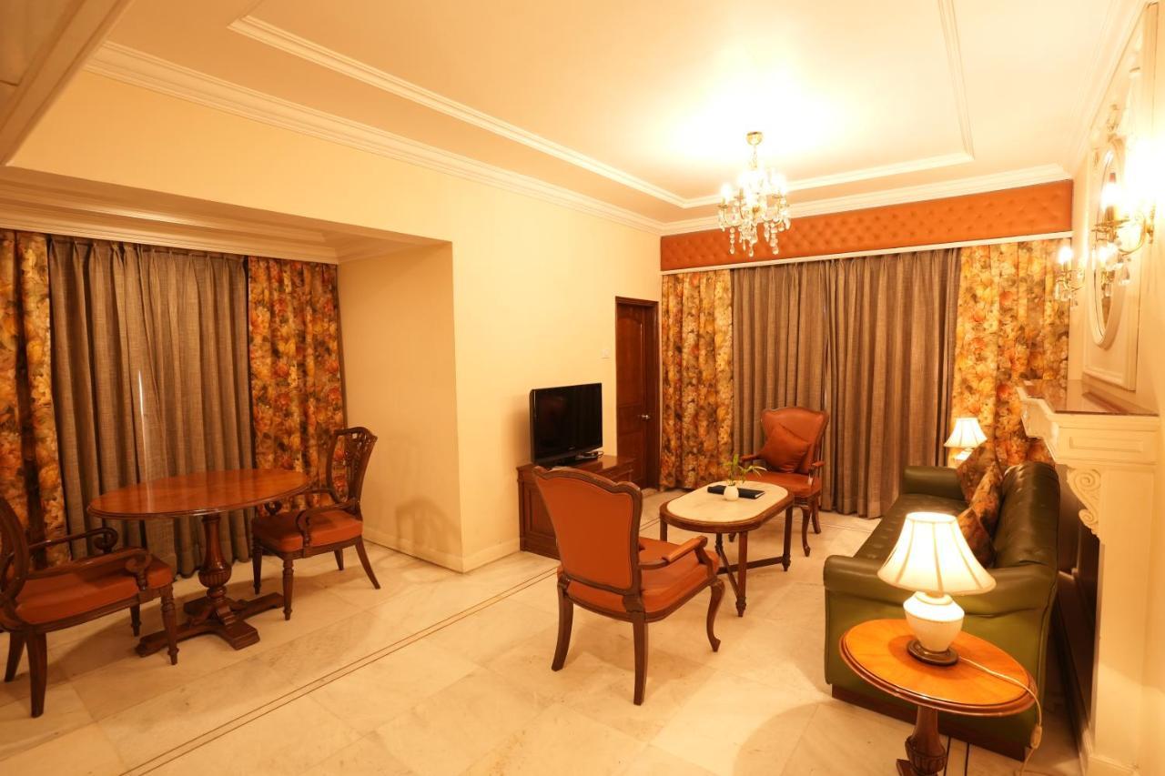Hotel Hardeo Nagpur Extérieur photo